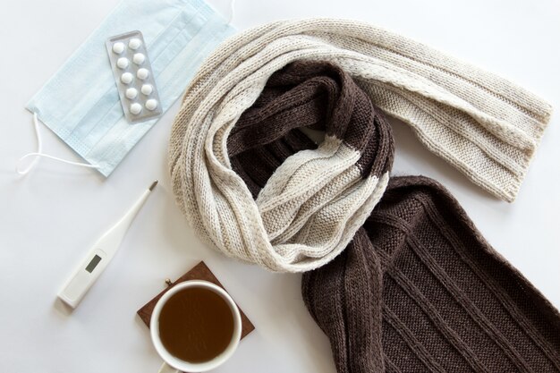 Jak dbać o męskie swetry z naturalnych materiałów?